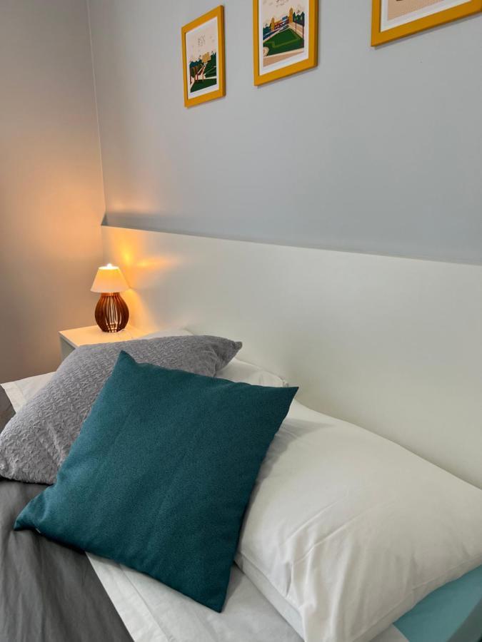 Studio 54 Apartment กูรีตีบา ภายนอก รูปภาพ